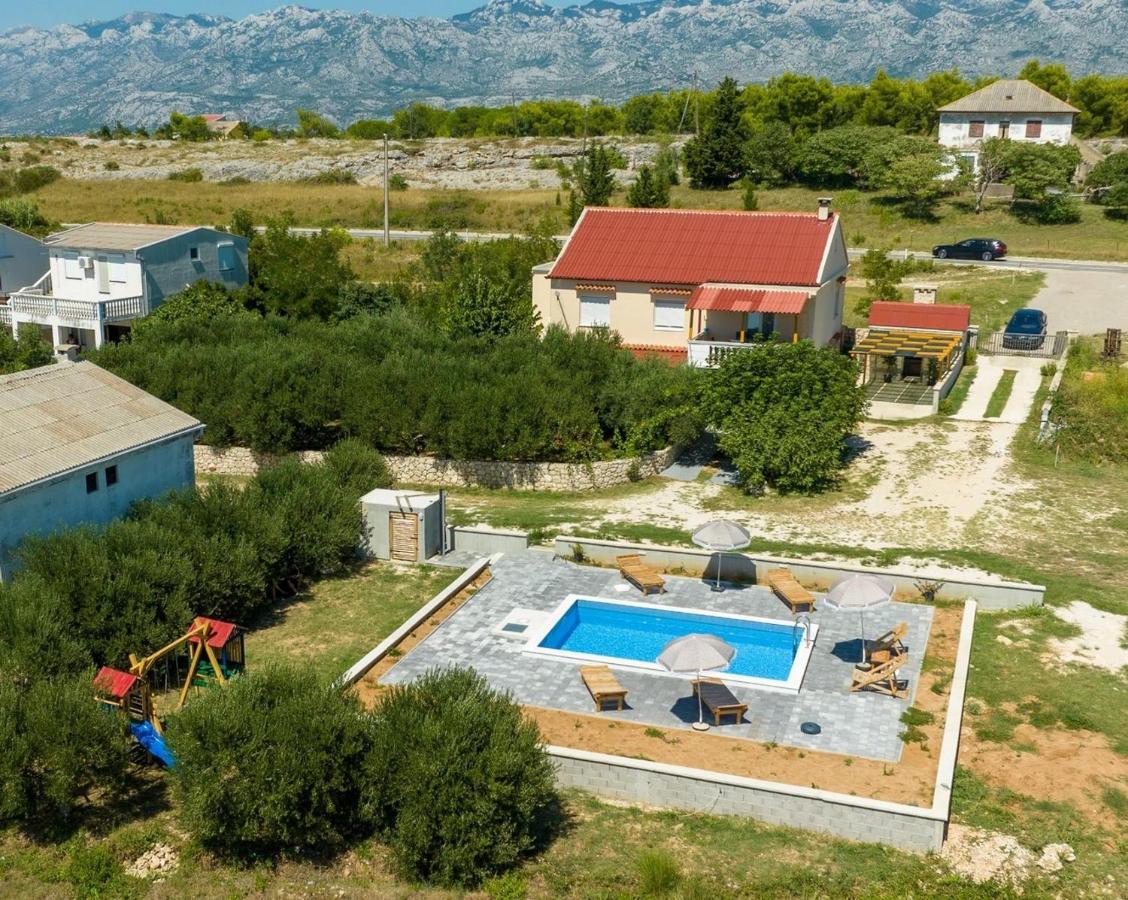 Family Friendly Apartments With A Swimming Pool Rtina - Stosici, Zadar - 21450 Exterior foto